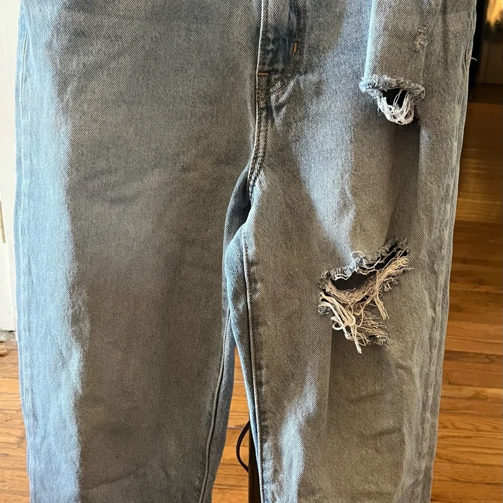 Levi's Premium High Rise Loose Tapered Distressed Denim Jeans